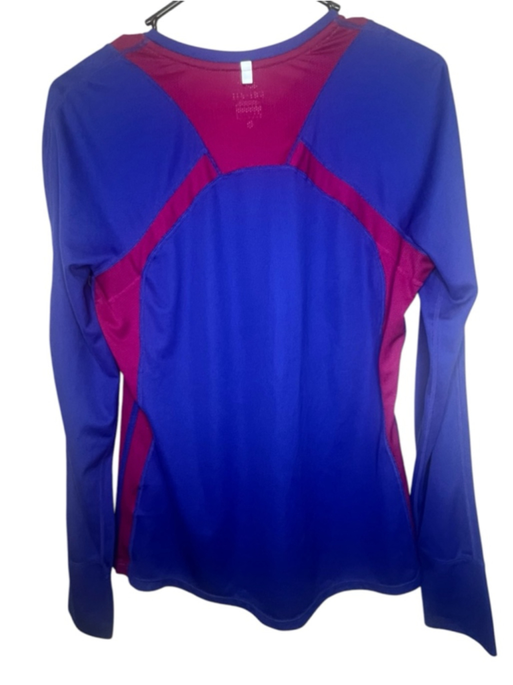 Nike Dri-Fit Purple Athletic Fitted Long Sleeve Running Shirt With Side Stripes - Picture 3 of 4